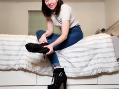 Brunette solo honey shows her masturbating skills