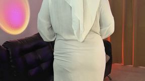 WEDGIE ARABE GIRL WITH HIJAB ATOMIC WEDGIE