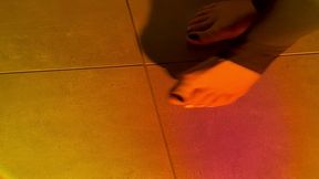 mes chaussons en fourrure bien odorants avec des insultes