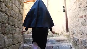An Unexpected Encounter with a Nun: A Wild Adventure in the City!