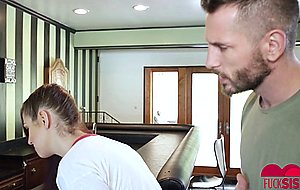 Scarlett mae in teen pinball wizard hits the creampie jackpot