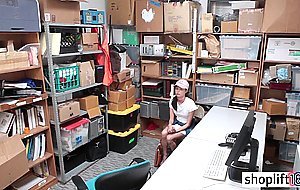 Corrupt cop got busted a petite teen because of felony