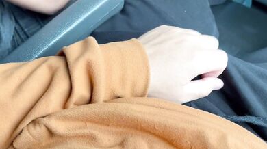 A stranger gives me a blowjob on public transport