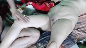 Big Gaand Wali Bhabhi Ki Malish Ke Baad Chudai