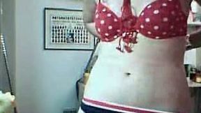 Cute brunette webcam model pleased my dick with her sexy body