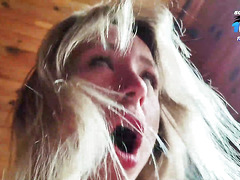 Her unshaved snatch drives me wild with endless spunks.