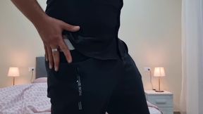 AMAZING ITALIAN CREAMPIE MY STEP BROTHER JERKS OFF AND CUMS WITH A FANTASTIC BIG DICK