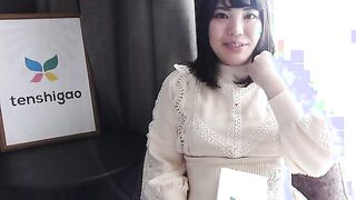 Ryo Izumi takes off her dress and reveals a chubby figure