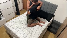 PRETINHO RABUDO SENTANDO GOSTOSO NO MEU PAU CHEIO DE TES&Atilde_O