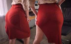 Business Woman Teases Vpl in Tight Skirt