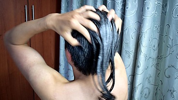 Hair filled with hair oil