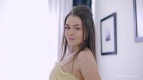 Sensual brunette Liliana is enjoying intensive anal fuck