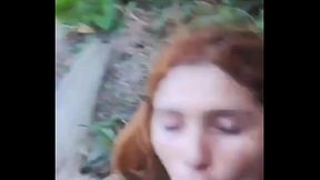 Ruiva casada sai pra uma trilha na mata sozinha no caminho encontra uns caras e eles fazem a festa com a ruiva todos goza nela