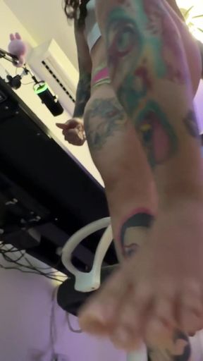 Giant Meets Tiny Human, and She Gets Scared When She Sees Him, She Almost Crushes Him!