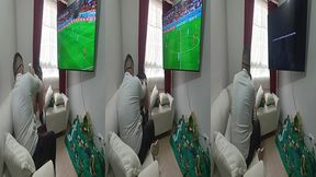 crema en el culo a la cunada durante la tranmision de su partido favorito