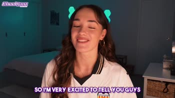 Cheekymz's Cute Reaction to Uncensored Futanari Masturbation