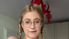 Video uploaded by @chloechka @Bouncing Boobs and #Natural Big Tits #Blonde #Curvy & Thick #Glasses Porn #Solo #Nude gratis tube hardcore | Tik.Porn