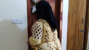 Desi Maid Gets Rough Fucked From Boss When the Office Was Empty