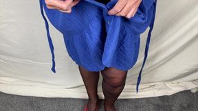 Mrs Mature Feet Home From Church -part 1