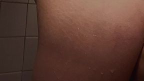 Real couple in the shower, hot Latina with big ass