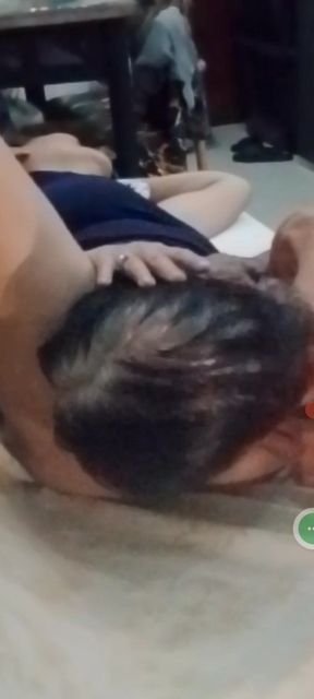 Glory hole of my beautyful wife she squirt