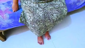 Horny&#x1F975; Aunty Craves Intimate Moments With Stray Dude At Empty Home