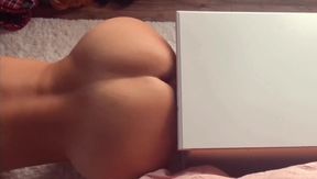 Big-Assed MILF Masturbates with Dildo for Intense Orgasm on Webcam