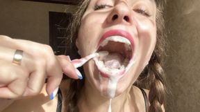 A mouthful of cum from the hottie