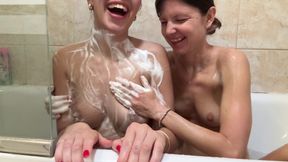 Sensual Lesbian Bath Body Wash with Foam