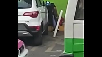 Sorprendimosa la vecina cogiendo en la v&iacute_a publica
