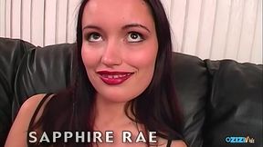 Sapphire Rae shows off her body moments before double penetration