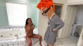 Kona Jade Gets Inked Without Hands - Mind-Bending Blowjob Adventure!