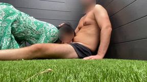 une beurette me suce au  stade