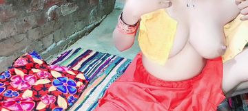 Fucking Hot Bhabhi in Black Saree