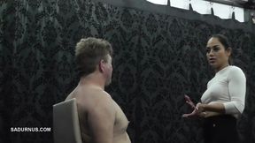 Mistress Nomi Slap the Slave&#039;s Face!