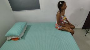 Morocha Colombian Takes the Neighbor's Milk in Pereira