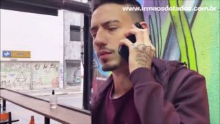 ベアバック, ブラジル人 &#8211; 大きなペニスを持つアマチュア男たちがアナルファック