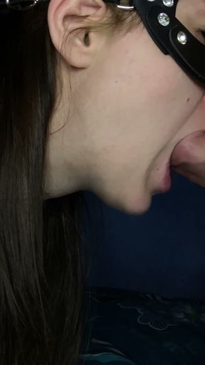 A green-eyed neighbor came to visit for salt, but it turned out she needed my hot pulsating sperm in her mouth   Clip 1