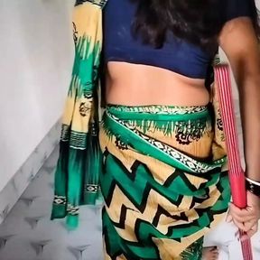 Green Saree indian Mature Sex In Fivester Hotel ( Official Video By Villagesex91)