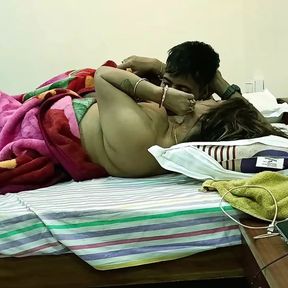 Amazing Hot Aunty Sex at her Home! Indian Bengali Sex