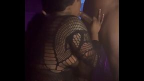 Ebony beauty gives sloppy head and licks pussy