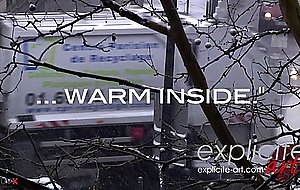 Paloma shows us how she likes it