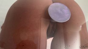 une journee avec lea pam : j essaye un gode ventouse