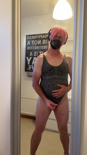 Mirror, mirror on the wall - The whore in pink playing with herself in front of the mirror