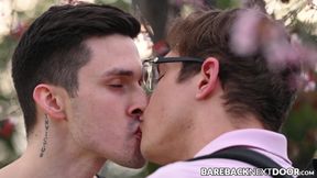 Kane Fox buttfucks tattooed Jayden Marcos ass at the park