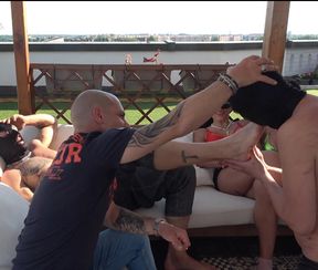 Worship masters’ feet