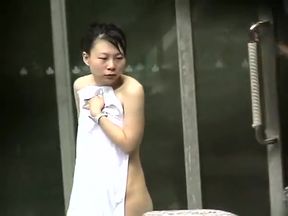 Naughty Nashi&#039;s Secret Sesh in Public Toilet