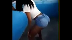 Tallitinha dan&ccedil_ando m&uacute_sica nova (KICANDO NO TALENTO) (AS CARIOCAS DO FUNK)