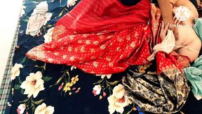 SOTI HUI BHABHI KI GAAND MAIN MOTA LUND IN HINDI