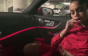 Genevieve sinn sucks sevyan hardens in benz